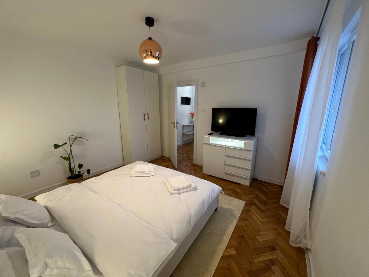 Esi Apartments #Central With Garage Тимишоара Экстерьер фото